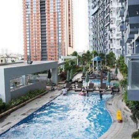 Apartamento Great View With Balcony In Araneta Center Manila Exterior foto