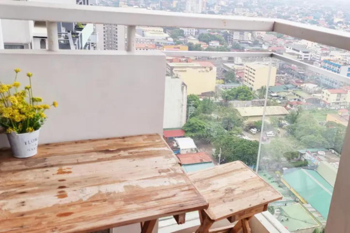 Apartamento Great View With Balcony In Araneta Center Manila Exterior foto